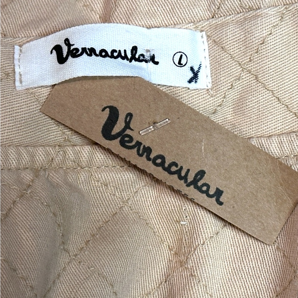 🎉HP🎉 NWT Vernacular Puff Sleeved Cropped Quilted Jacket in Cream. Size Large - Picture 16 of 16